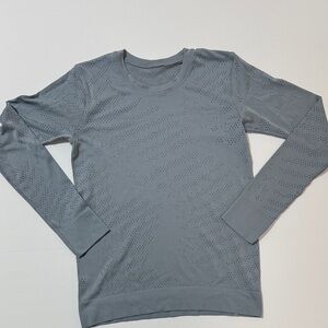 :Lululemon: Run long sleeve 6